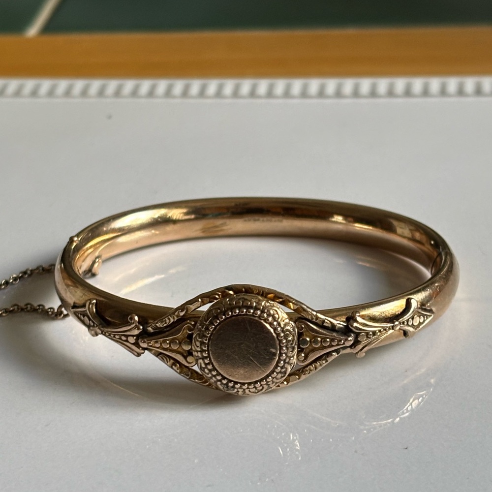Unique Vintage Austin&Stones Gold filled- plated Hinged Bangle Bracelet  1907ss - Picture 2 of 14